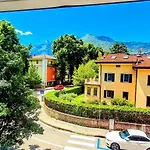 Appartement New Alps View Design Flat - Free Parking, Quiet, Hospital & Center *