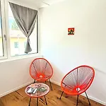 Appartement New Alps View Design Flat - Free Parking, Quiet, Hospital & Center *