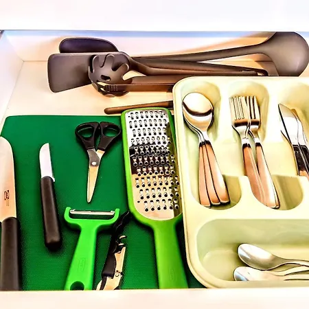 New Alps View Design Flat - Free Parking, Quiet, Hospital & Center アパート *