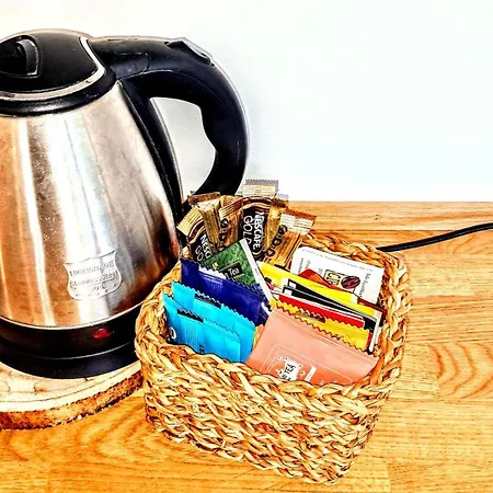 アパート New Alps View Design Flat - Free Parking, Quiet, Hospital & Center トレント