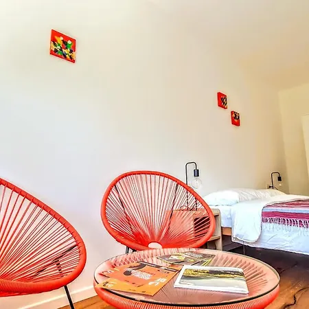 New Alps View Design Flat - Free Parking, Quiet, Hospital & Center Apartment *