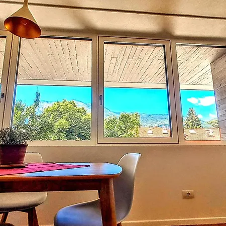 New Alps View Design Flat - Free Parking, Quiet, Hospital & Center *