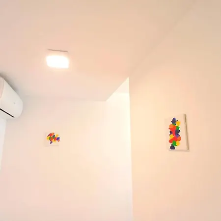 Apartment New Alps View Design Flat - Free Parking, Quiet, Hospital & Center *