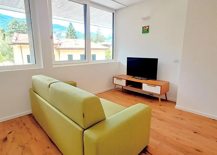 New Alps View Design Flat - Free Parking, Quiet, Hospital & Center Apartamento